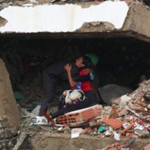 Ascenden a 4,333 los fallecidos por terremotos en Venezuela; México cierra misión humanitaria