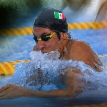 Andrés Puente gana oro en 50 metros pecho en Juegos de Santo Domingo
