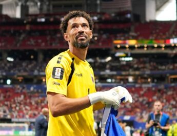 Colo Colo confirma el fichaje del portero caboverdiano Vozinha