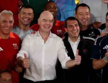 Leyendas del fútbol mundial exigen cambio en la gobernanza de la FIFA