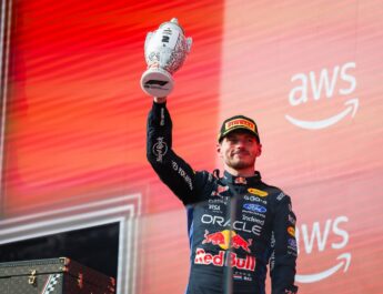 Max Verstappen renueva con Red Bull hasta 2030