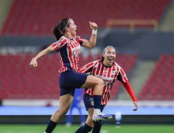 Pronostican triunfo de Chivas 2-0 sobre Querétaro en Jornada 1 de la Liga MX Femenil